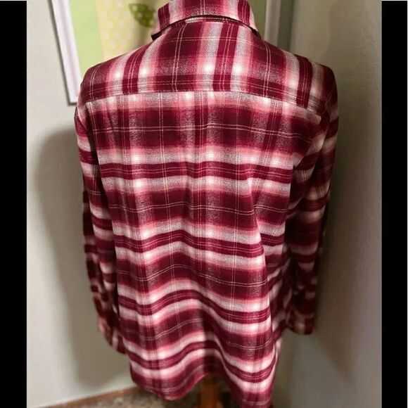 EUC Adventura Organic Red Plaid Flannel Button Down Shirt Size Large #143 - Picture 3 of 6